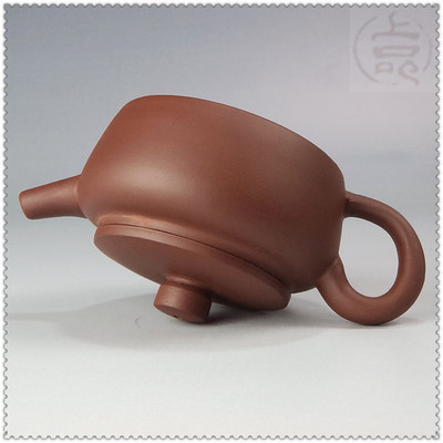 品味經典 宜興紫砂壺之扁德鐘紫泥茶壺鑒賞